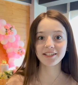 Sana Yousaf, influencer TikToker Pakistan meninggal dunia usai ditembak mati. (Instagram @sana.yousaf.official)